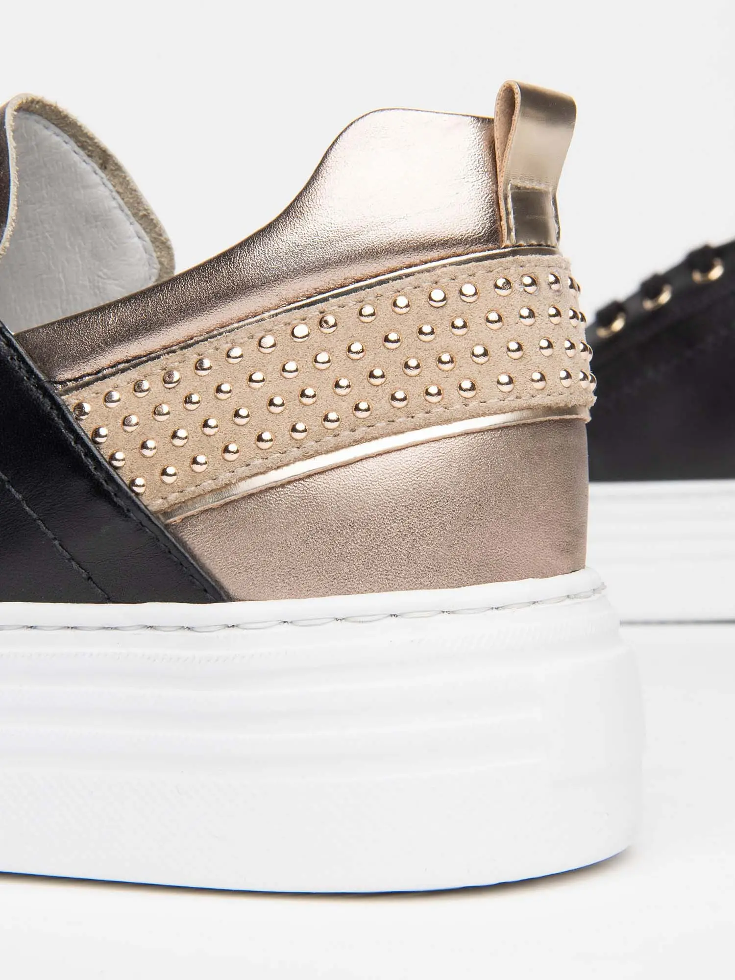 SNEAKERS DONNA NERO GIARDINI I117001D